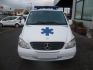 656_mercedes-benz-vito-115-ambulans-karetka-z-noszami_141007041729.jpg - zdjcie 2